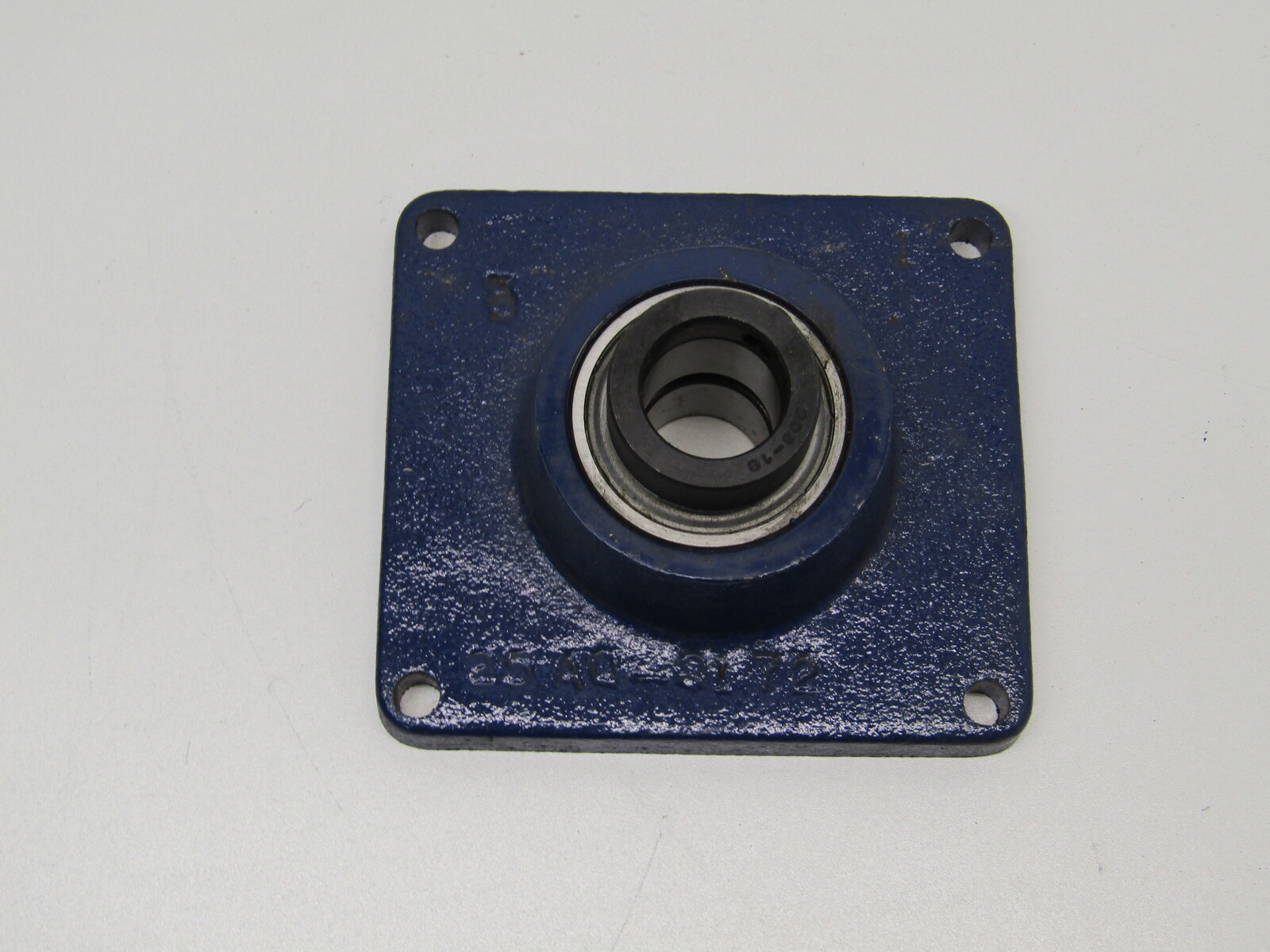 PLATE ASSY,AUG HEAD BRG WITH COLLAR